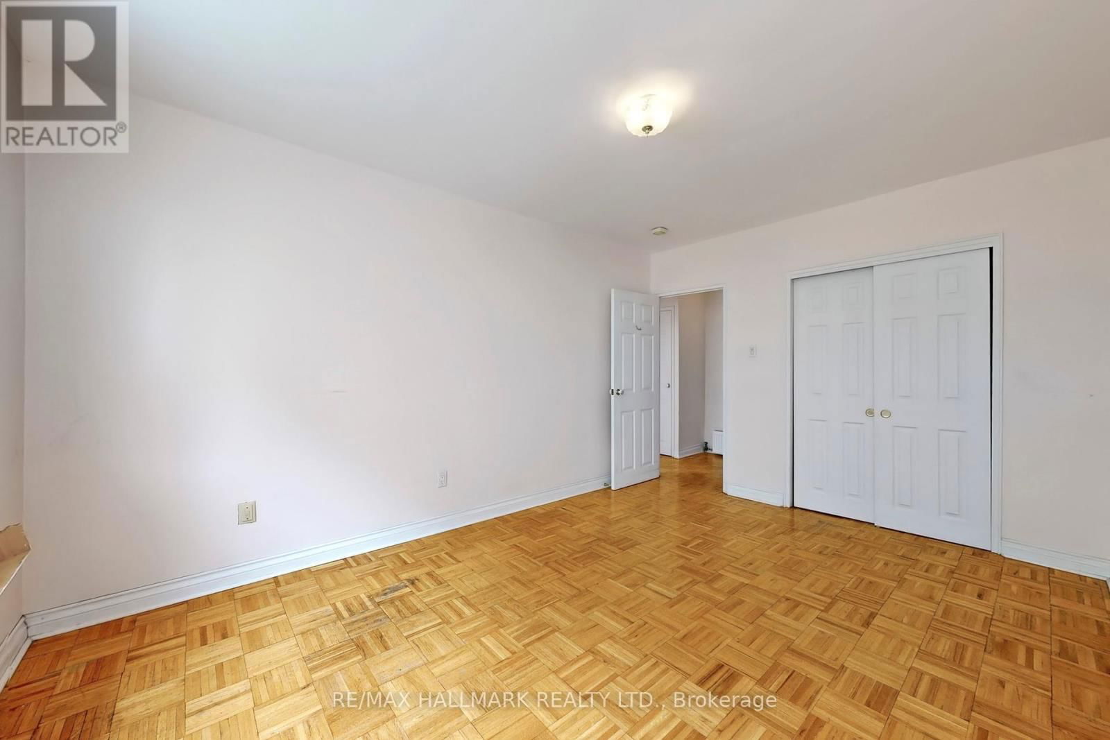 203 - 50 GULLIVER ROAD Image 16