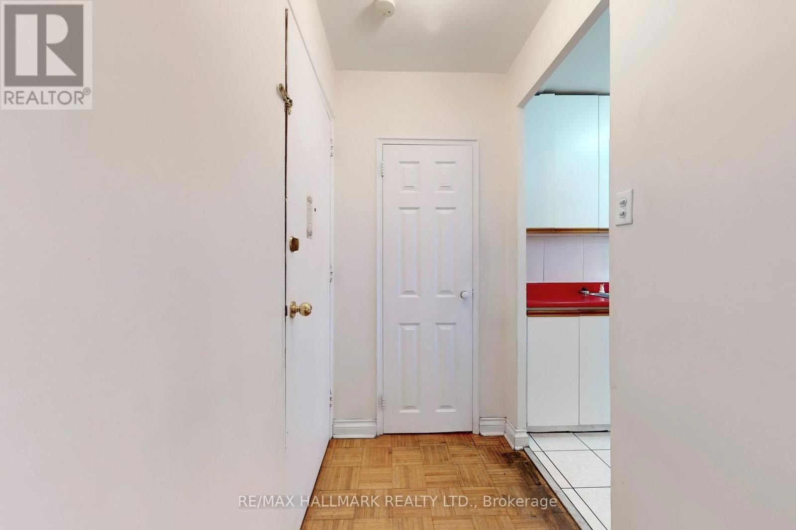 203 - 50 GULLIVER ROAD Image 21