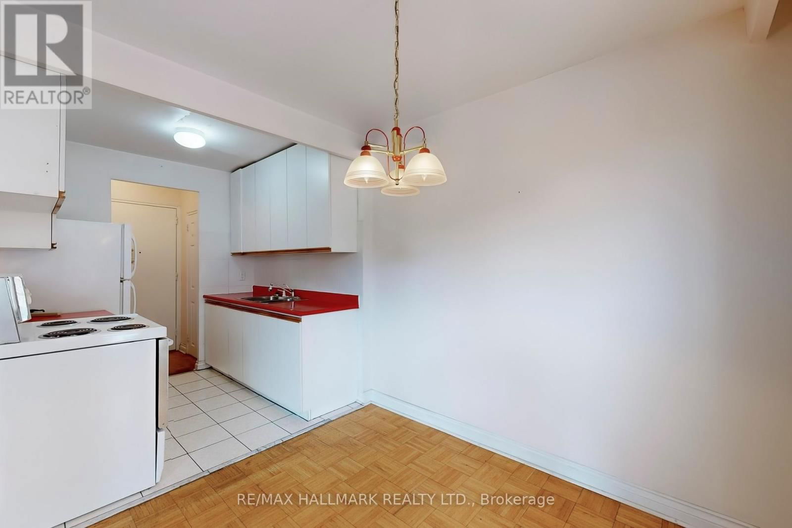 203 - 50 GULLIVER ROAD Image 7