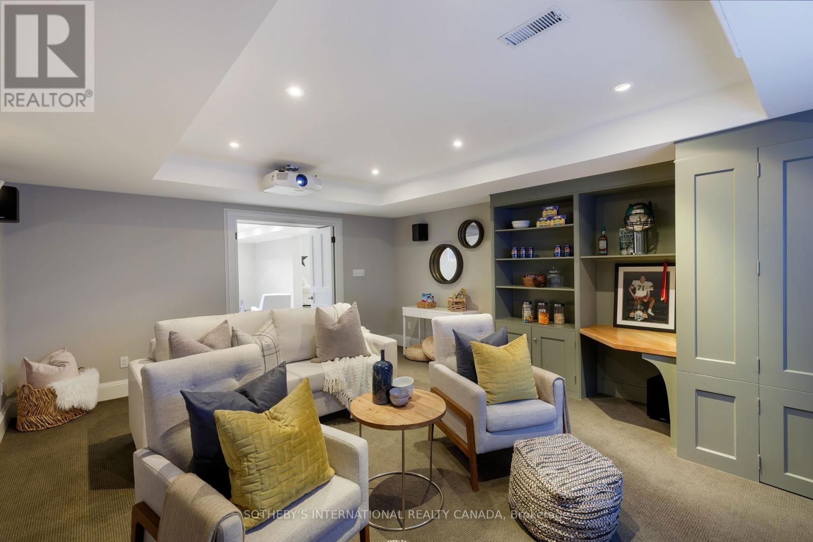 79 BABY POINT CRESCENT Image 39