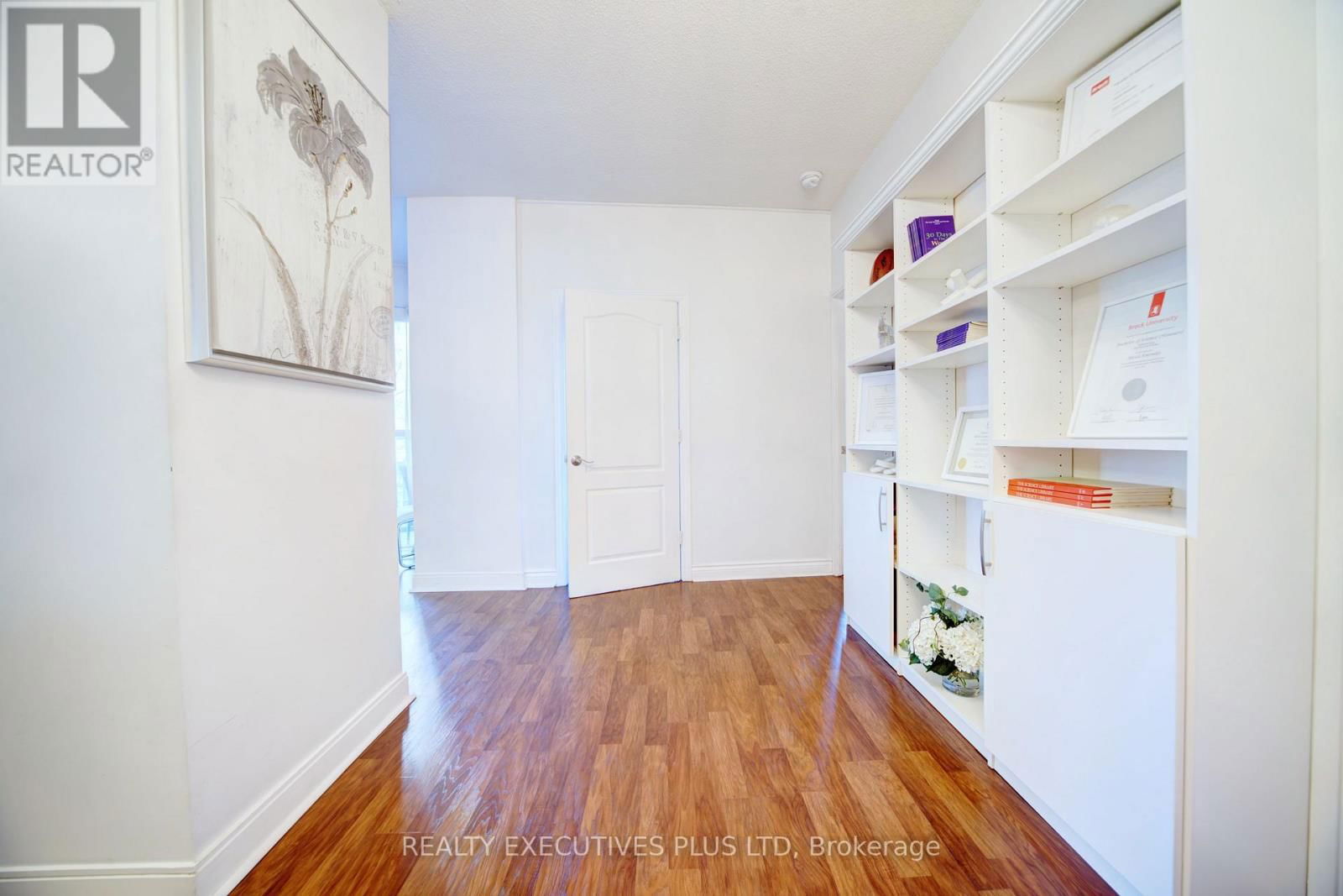 308 - 60 ABSOLUTE AVENUE Image 12
