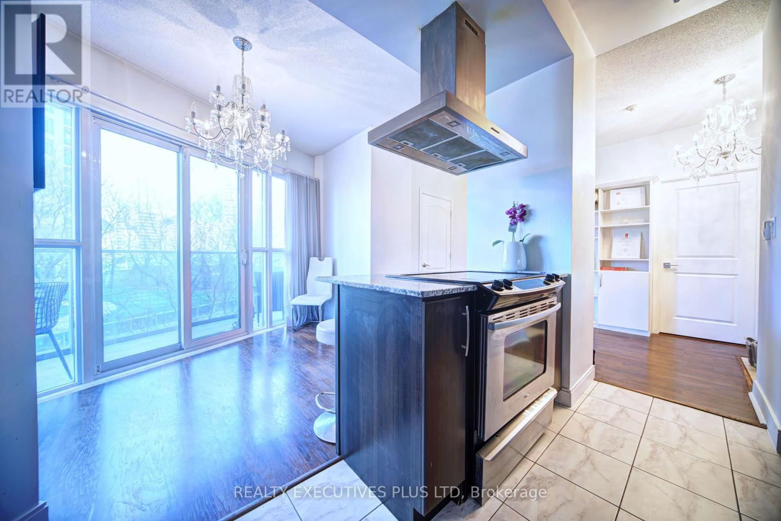 308 - 60 ABSOLUTE AVENUE Image 14