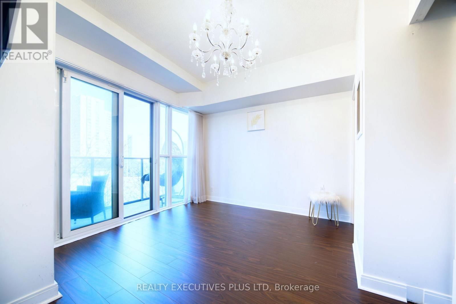 308 - 60 ABSOLUTE AVENUE Image 16