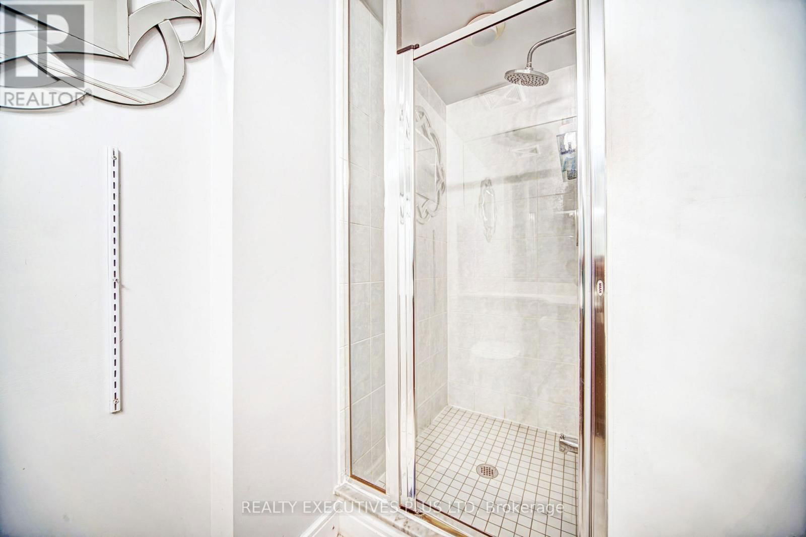308 - 60 ABSOLUTE AVENUE Image 25