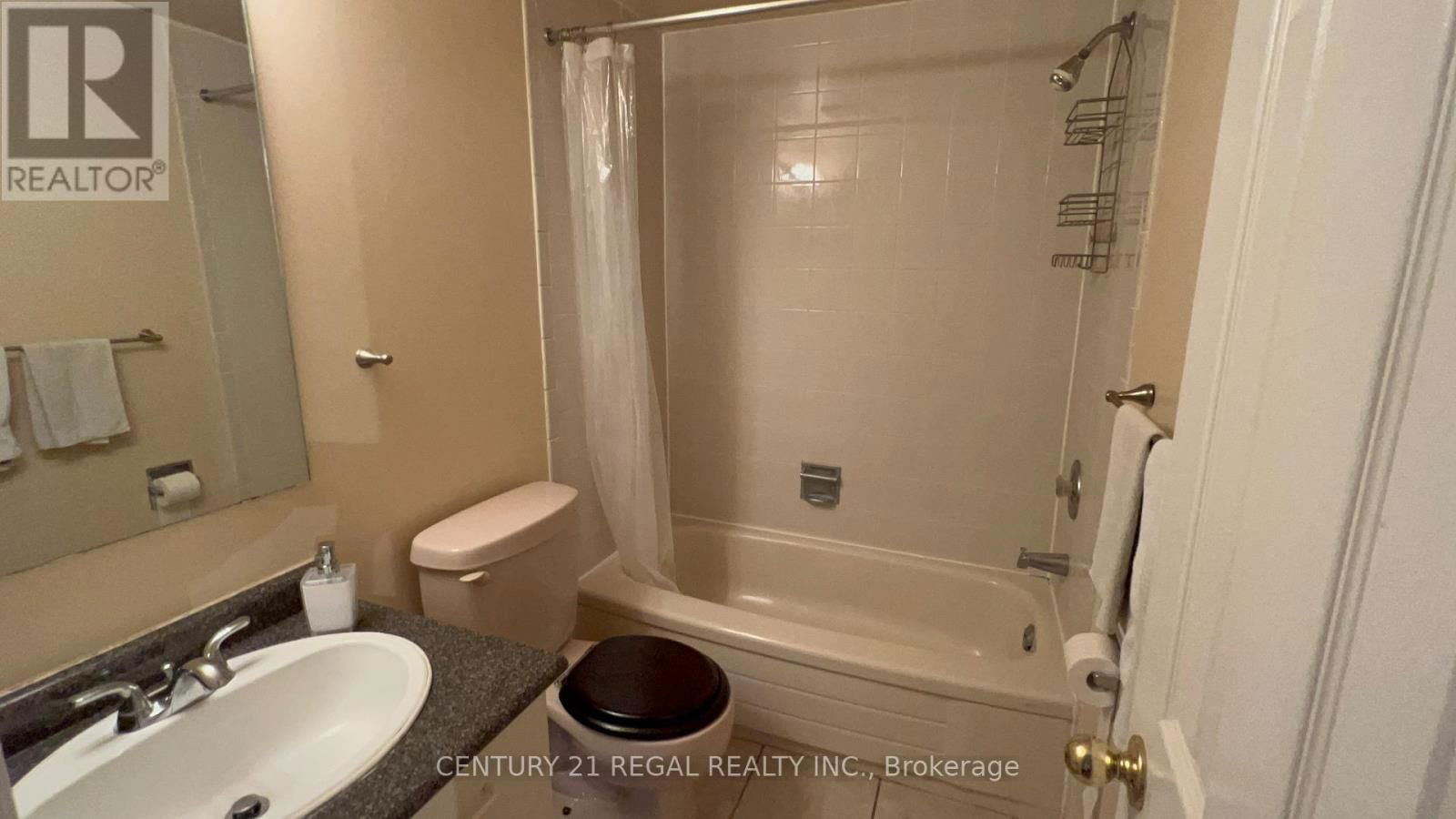 3364 FENWICK CRESCENT Image 13