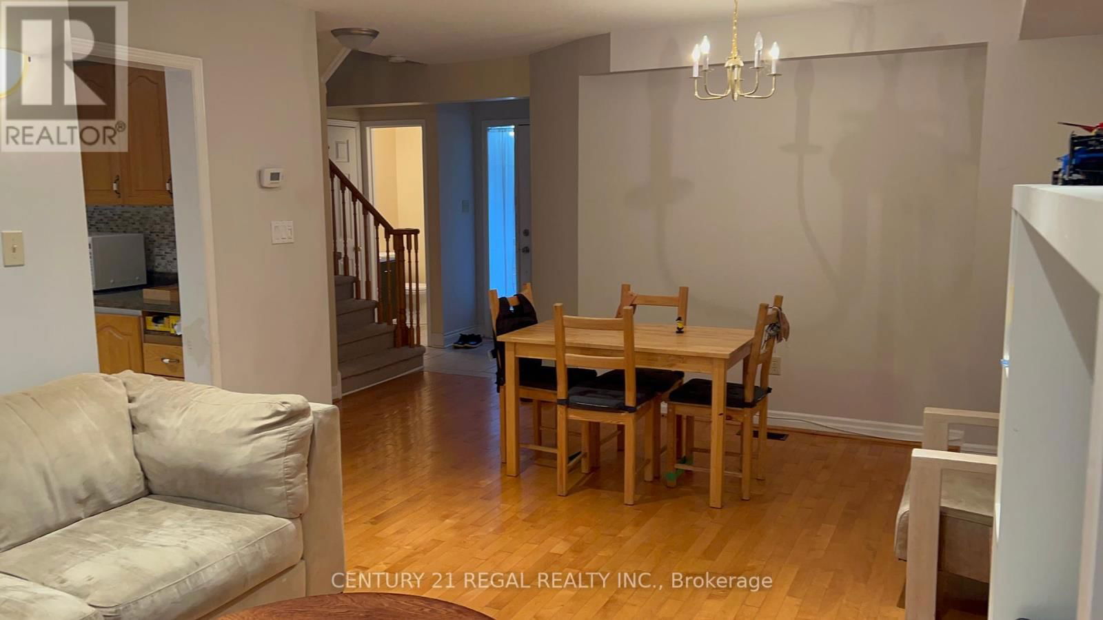 3364 FENWICK CRESCENT Image 9