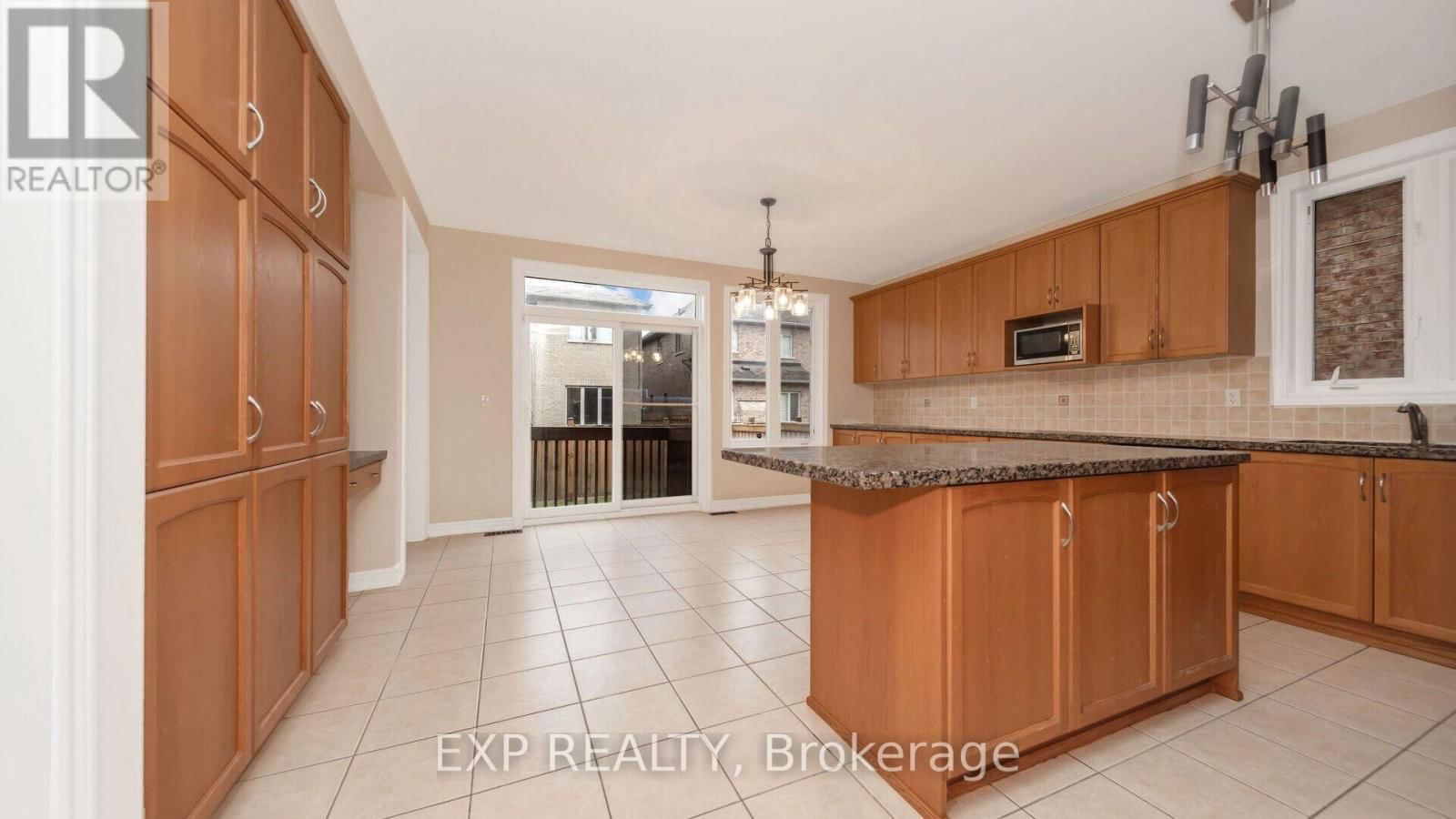 7 WYNVIEW STREET Image 12
