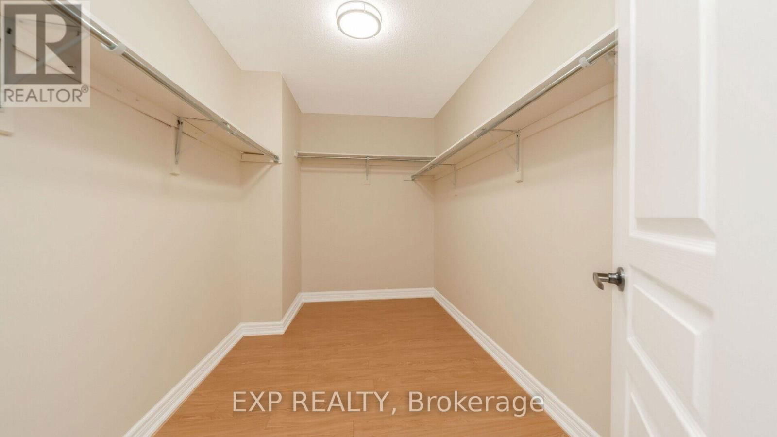 7 WYNVIEW STREET Image 32