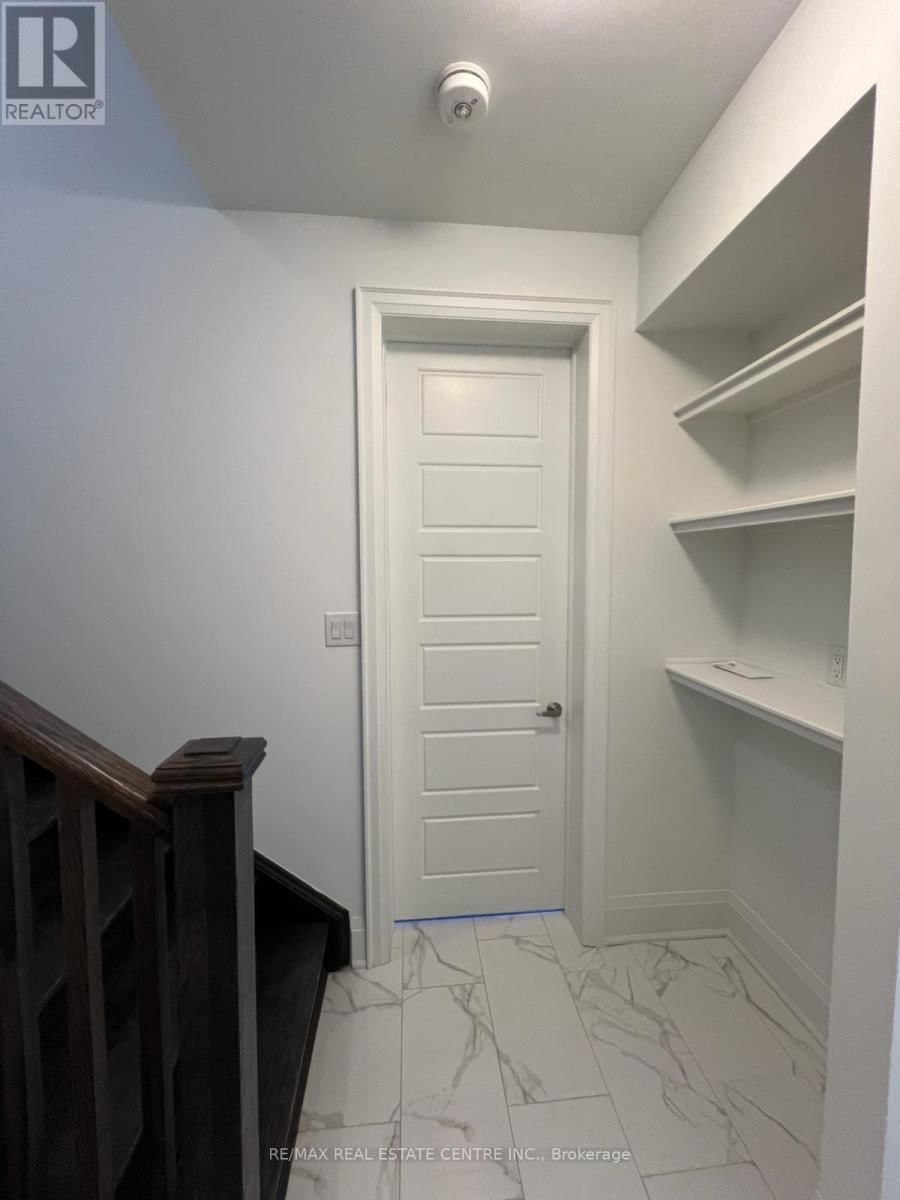 4021 SAIDA STREET Image 6