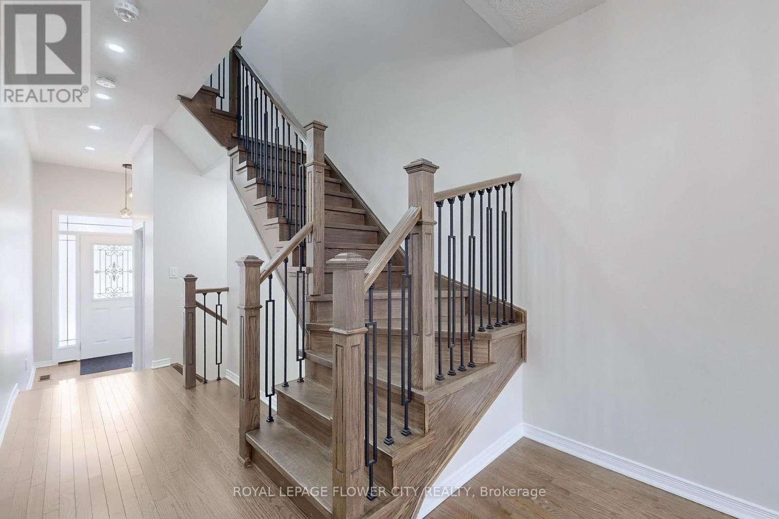 52 VALLEY LANE Image 22