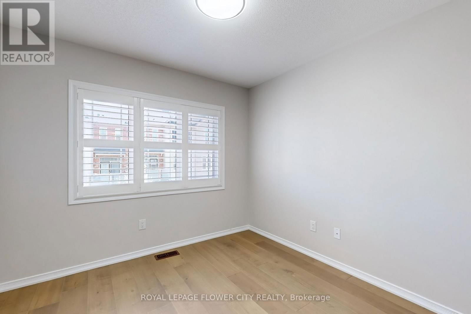 52 VALLEY LANE Image 36