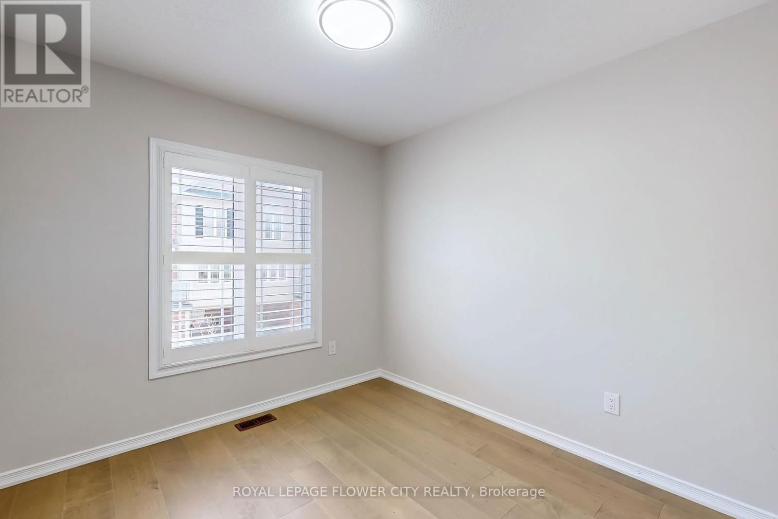 52 VALLEY LANE Image 38