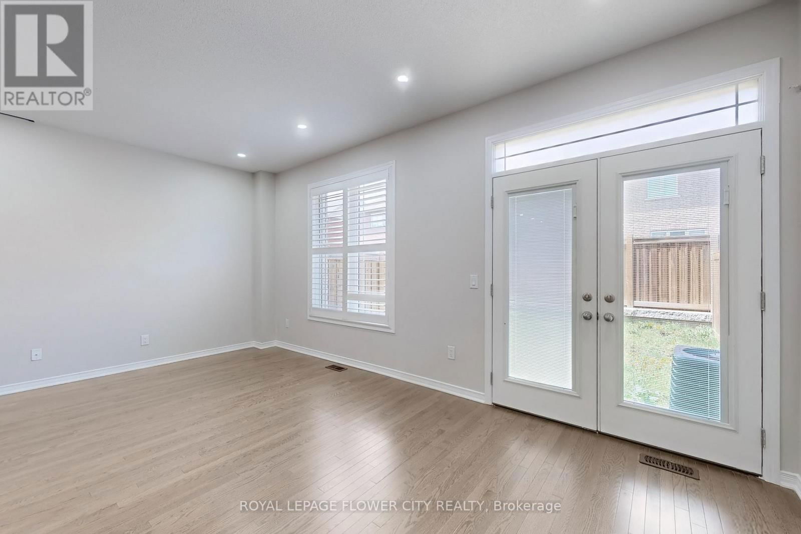 52 VALLEY LANE Image 9