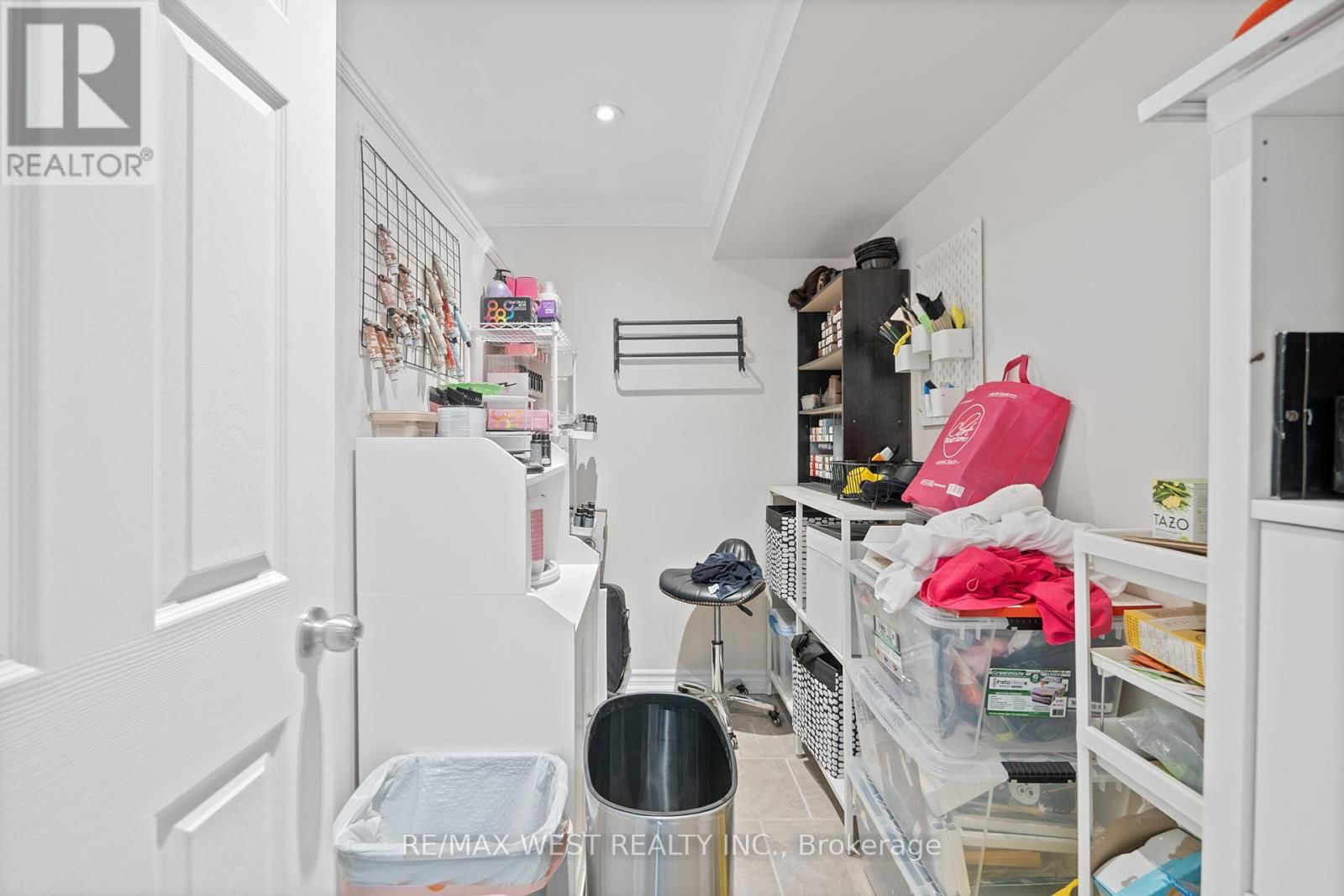 578 MARLEE AVENUE Image 20