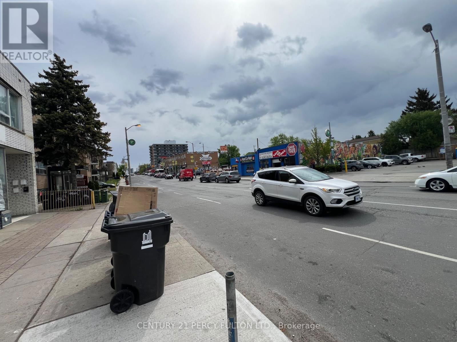 1506 EGLINTON AVENUE WEST Image 5