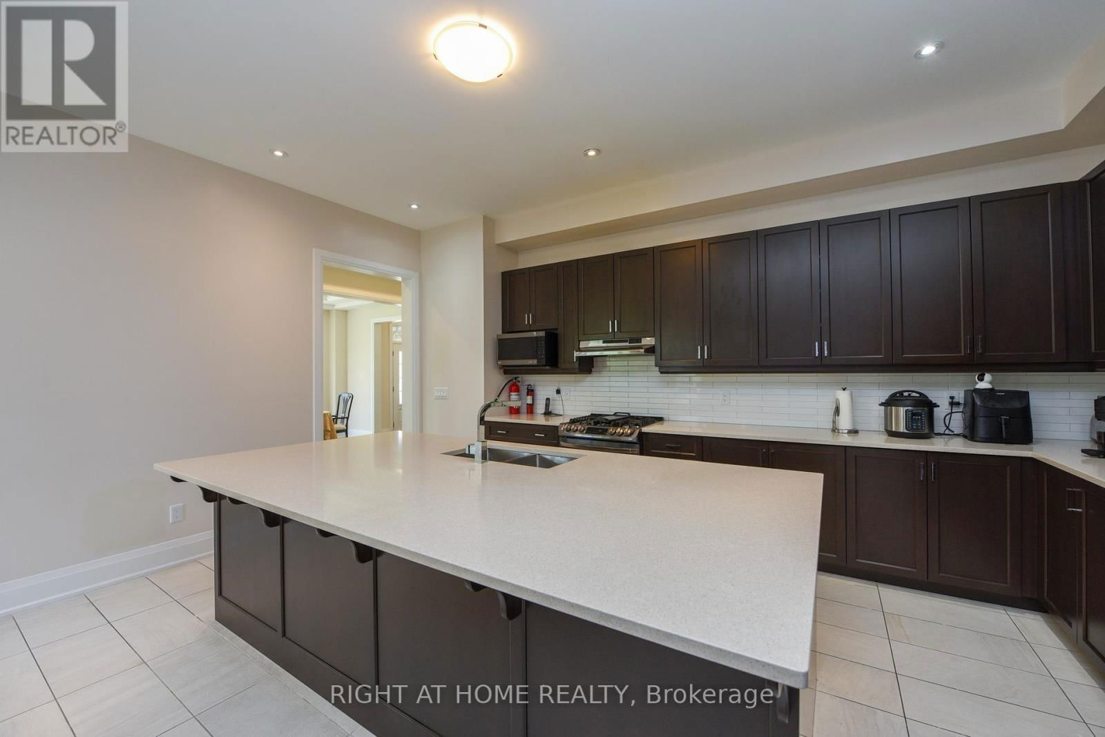 5167 SYMPHONY COURT Image 14