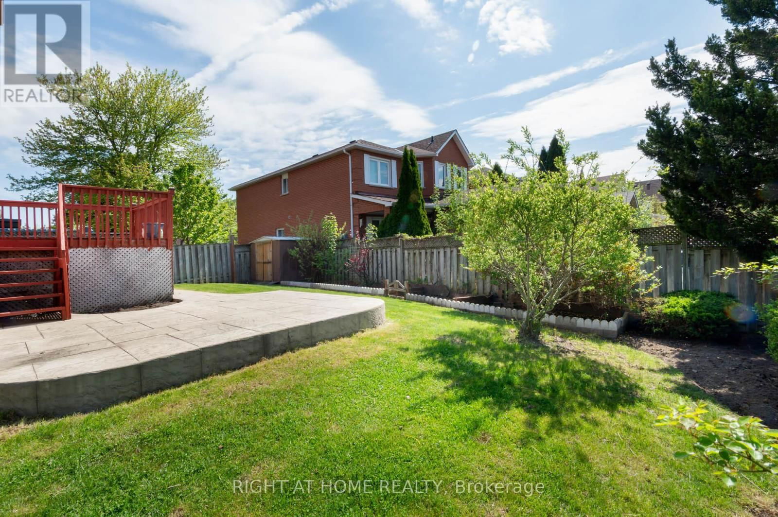 1532 ROSEWAY DRIVE Image 35