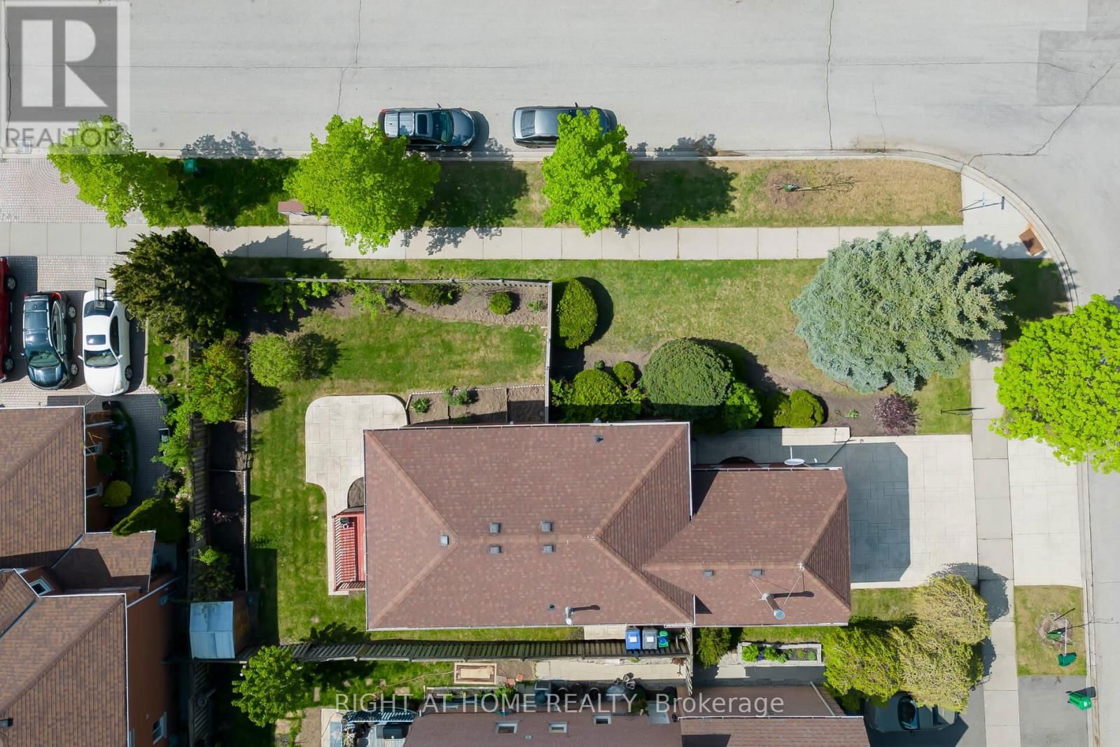 1532 ROSEWAY DRIVE Image 39