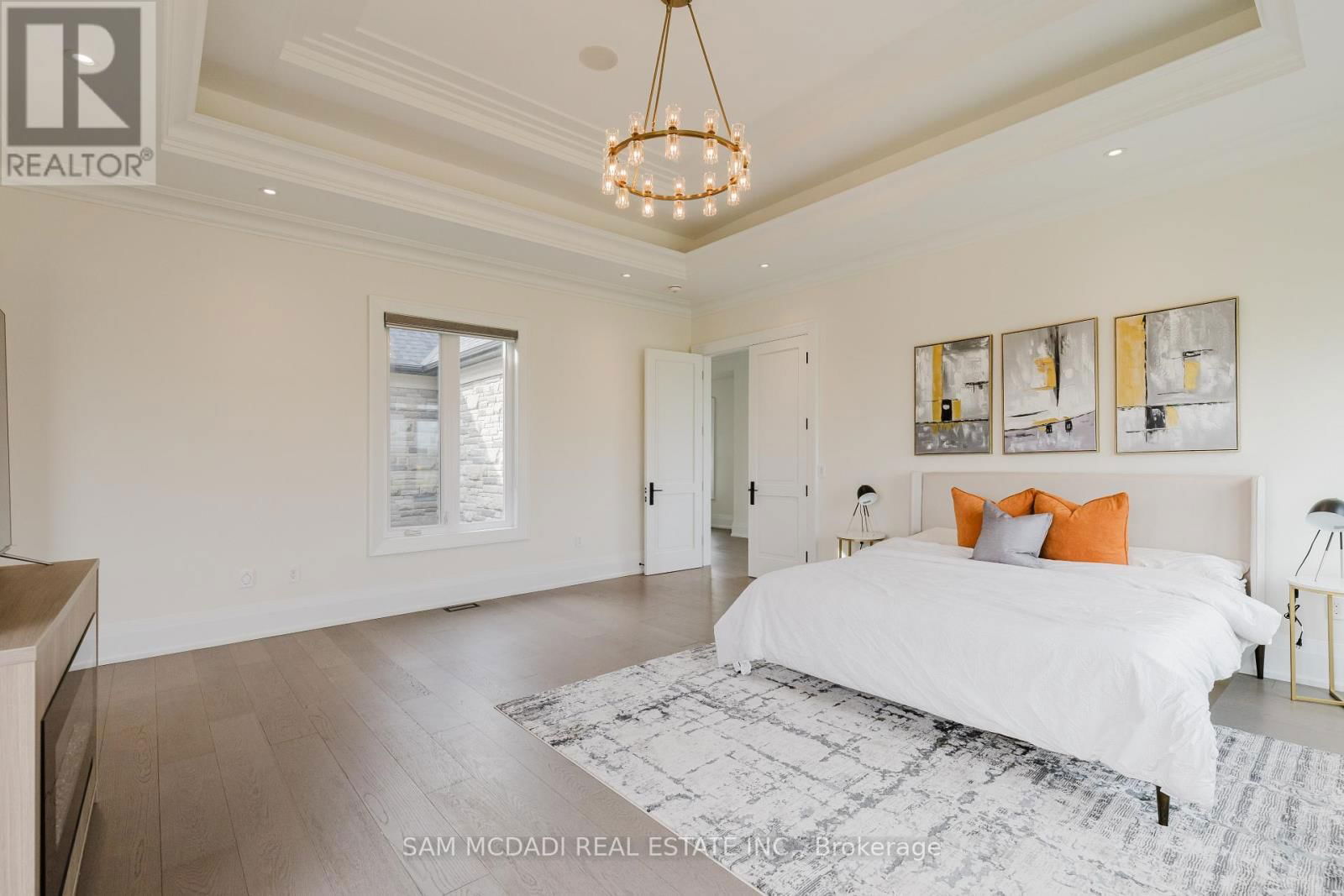 4 SAINT LUKES COURT Image 36
