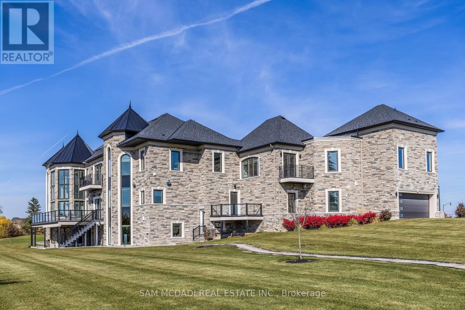 4 SAINT LUKES COURT Image 46
