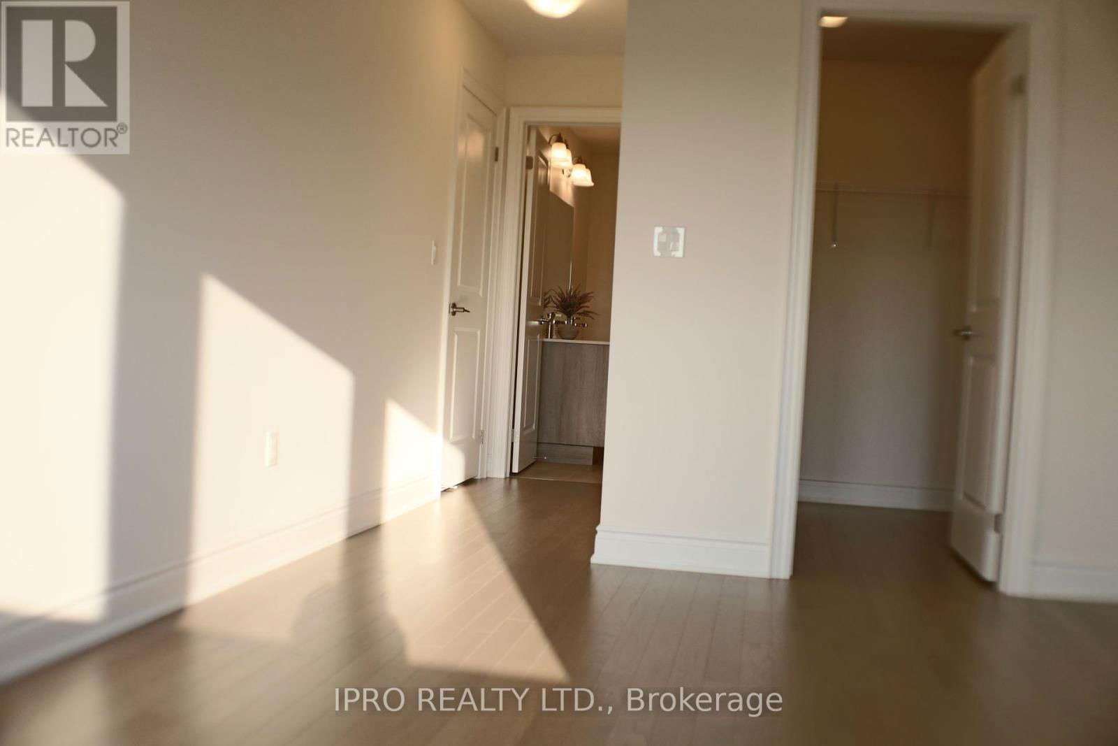 102 BERMONDSEY WAY Image 41