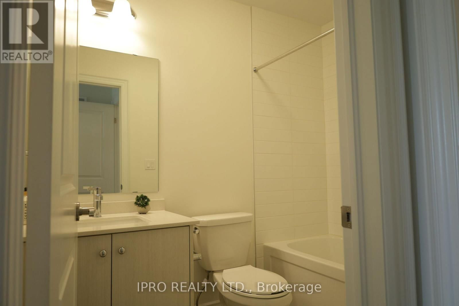 102 BERMONDSEY WAY Image 43