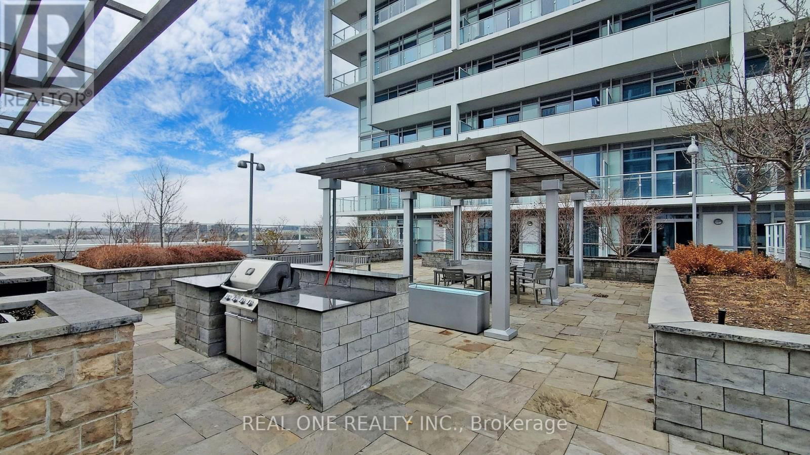 1008 - 55 SPEERS ROAD Image 42