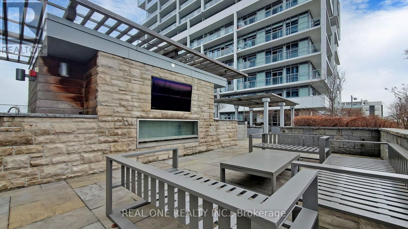 1008 - 55 SPEERS ROAD Image 44