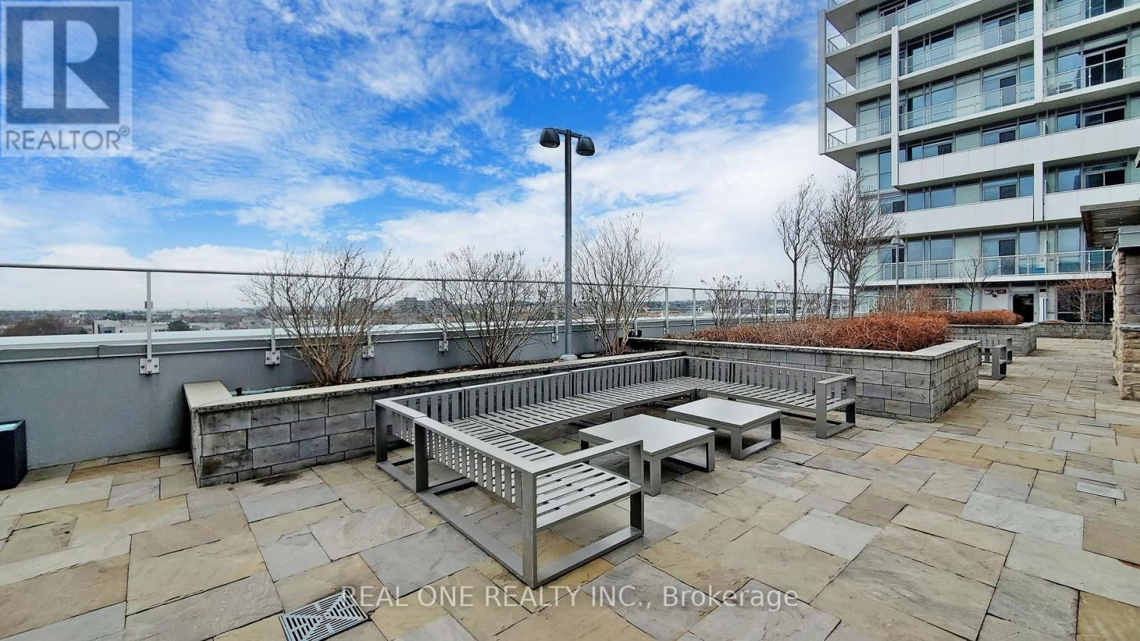 1008 - 55 SPEERS ROAD Image 45