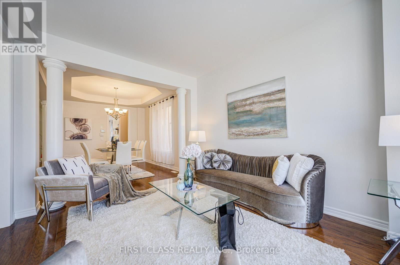 566 NORTH PARK BOULEVARD Image 7