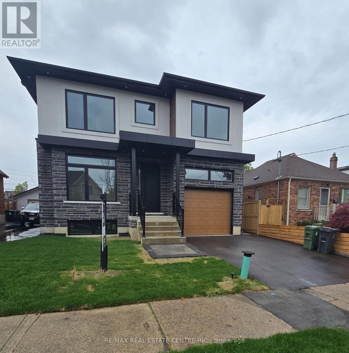 404 MELROSE STREET Image 1