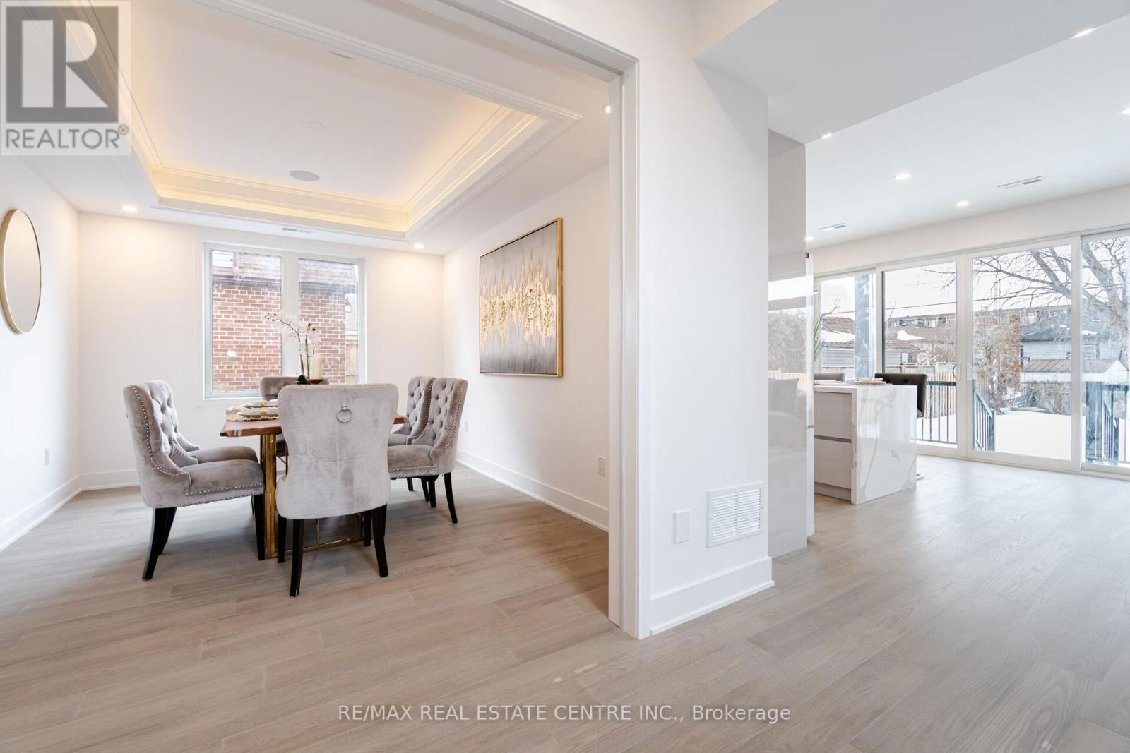 404 MELROSE STREET Image 16