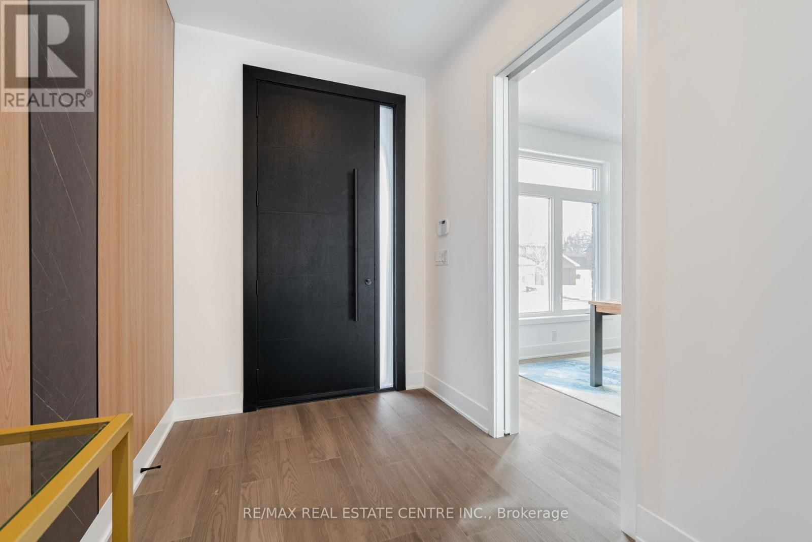 404 MELROSE STREET Image 3