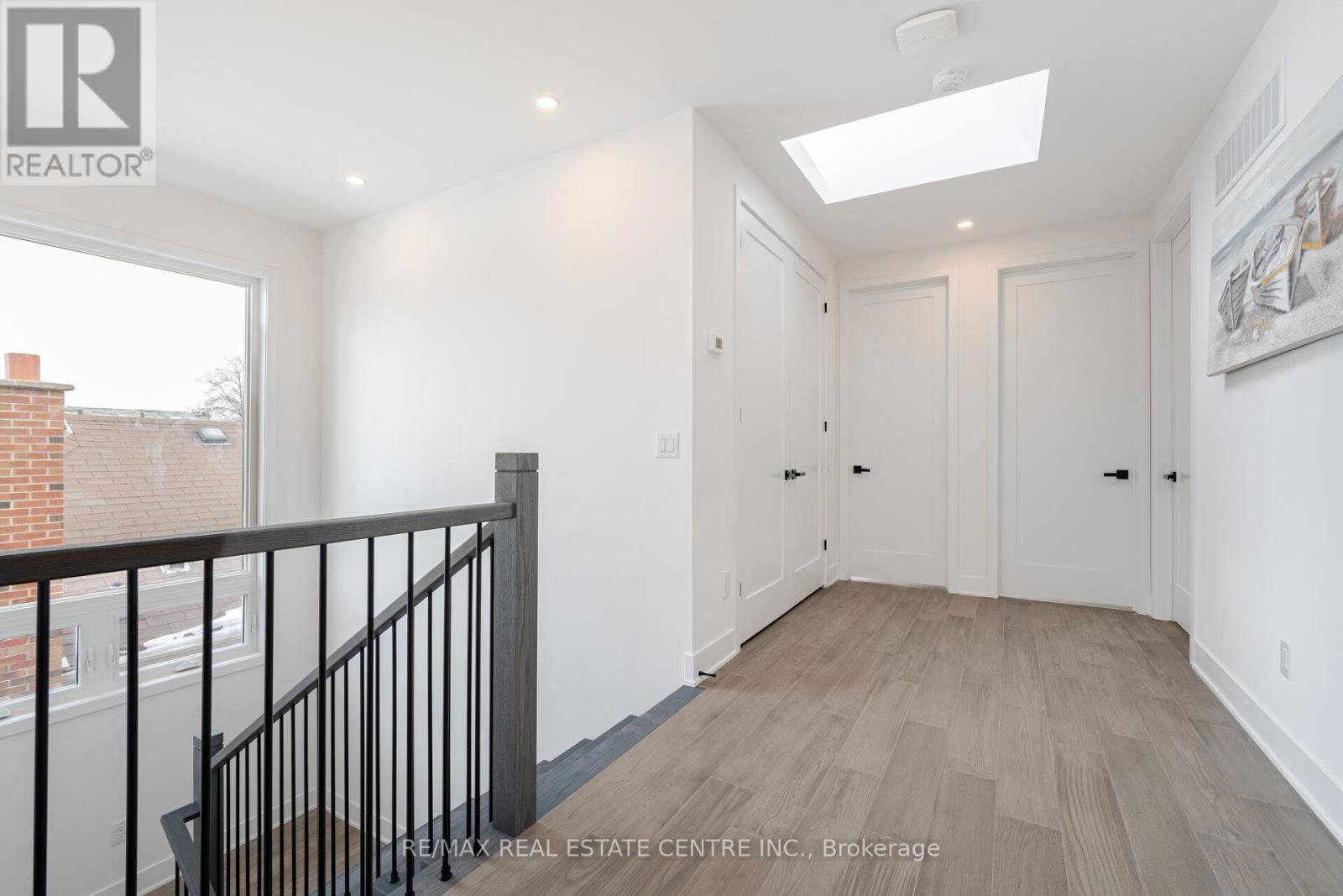 404 MELROSE STREET Image 29