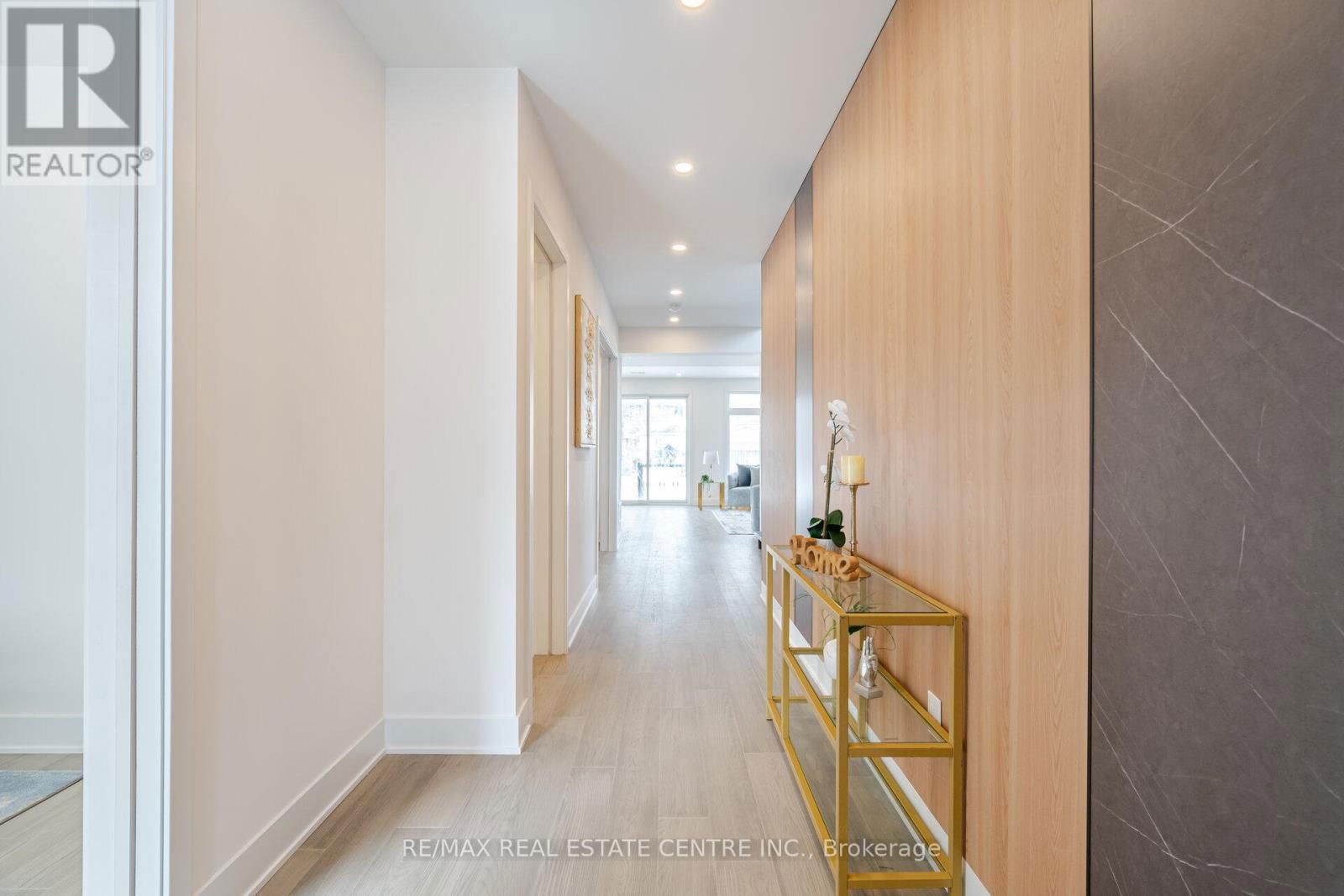 404 MELROSE STREET Image 4