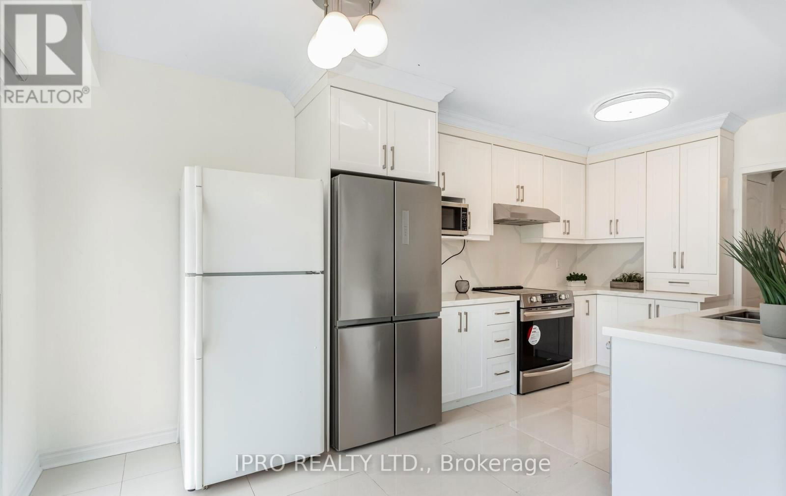 6150 WINDFLEET CRESCENT Image 13