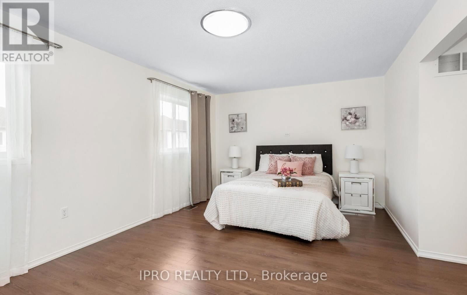 6150 WINDFLEET CRESCENT Image 23