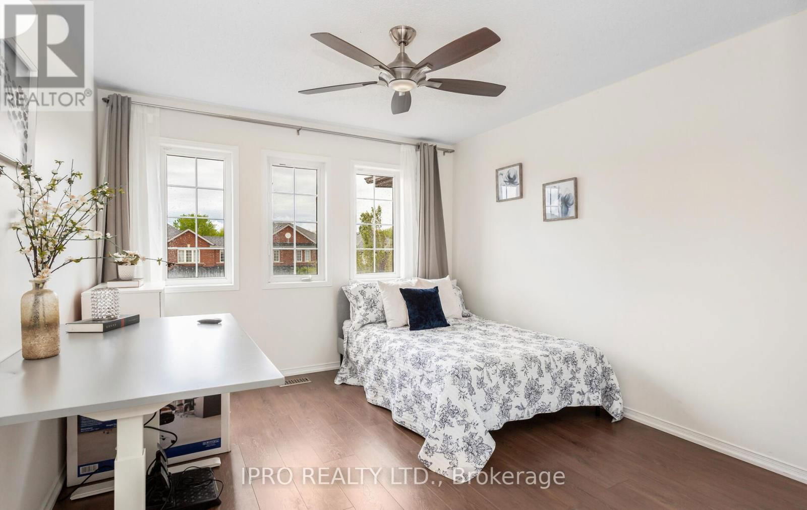 6150 WINDFLEET CRESCENT Image 31