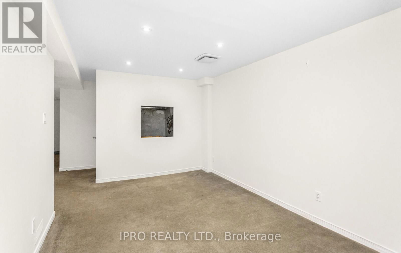 6150 WINDFLEET CRESCENT Image 42