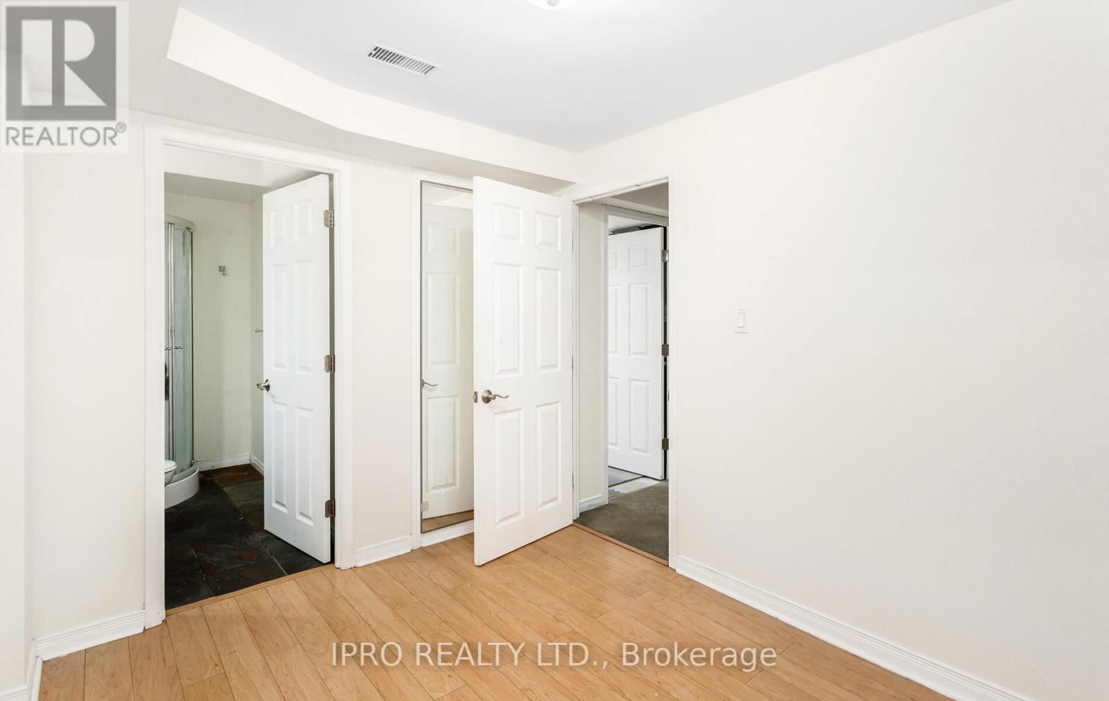 6150 WINDFLEET CRESCENT Image 44