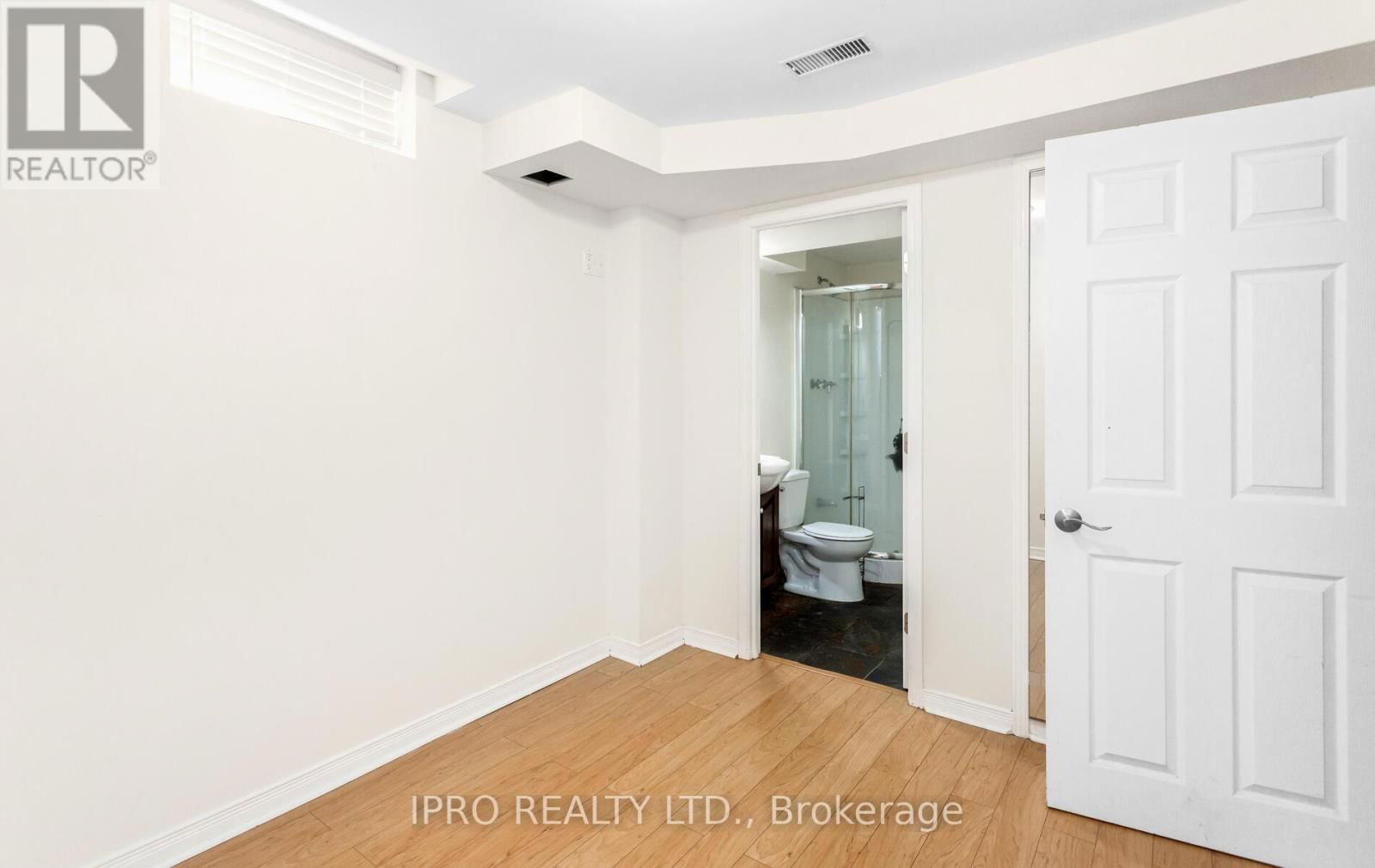 6150 WINDFLEET CRESCENT Image 47