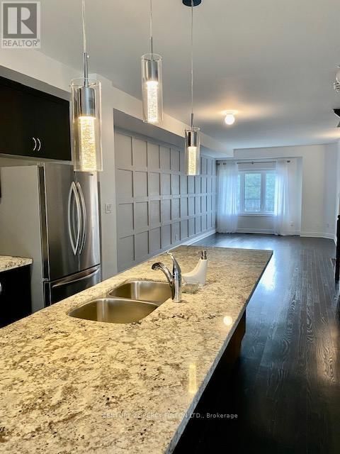 47 DRYDEN WAY Image 1