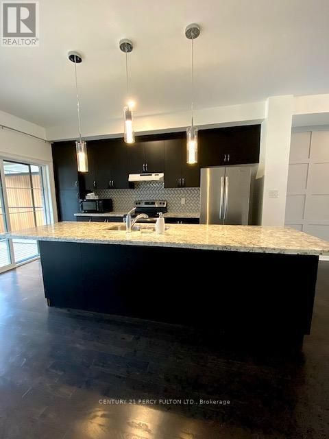 47 DRYDEN WAY Image 3