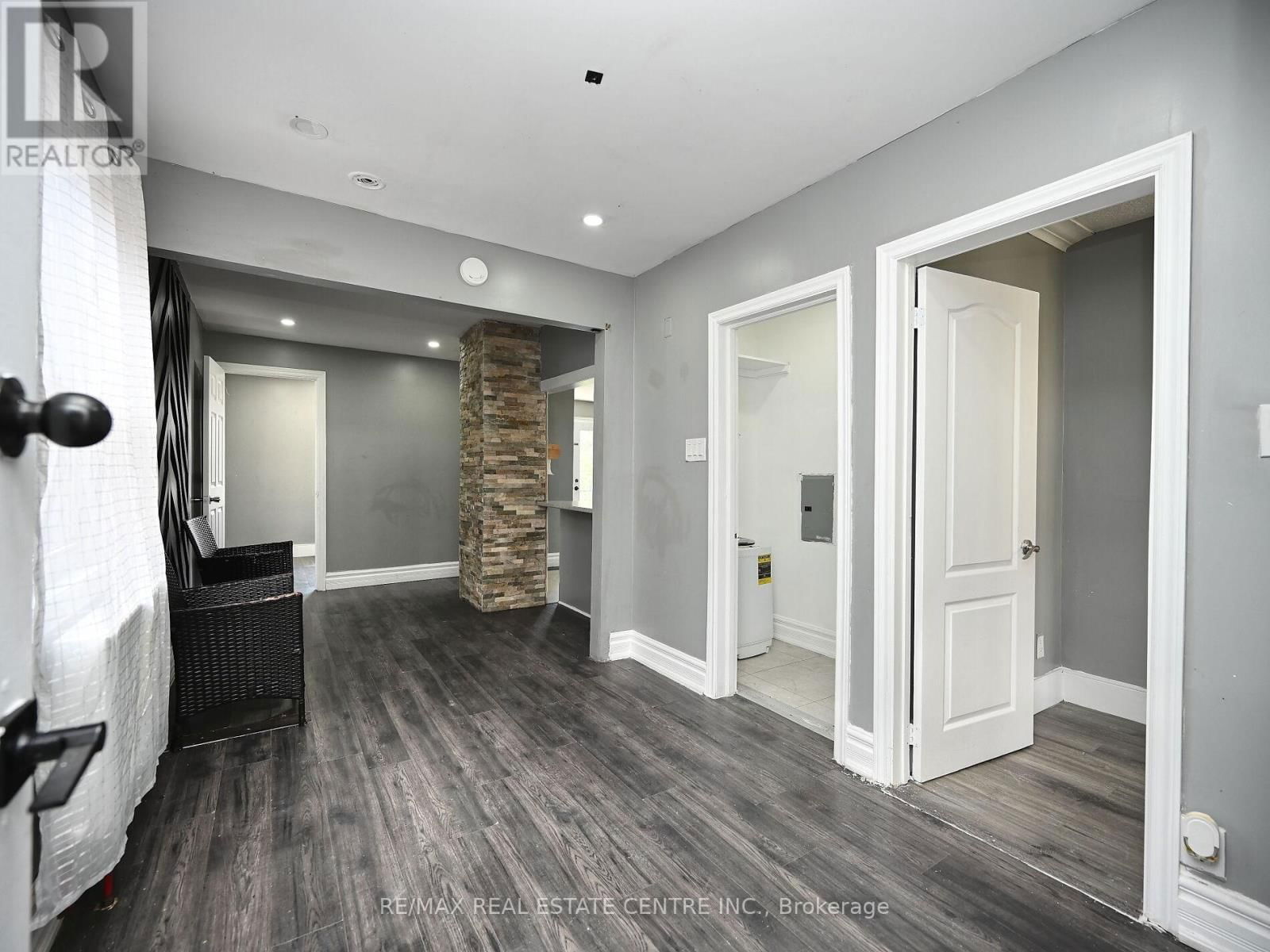 34 MISSISSAUGA ROAD NORTH Image 6