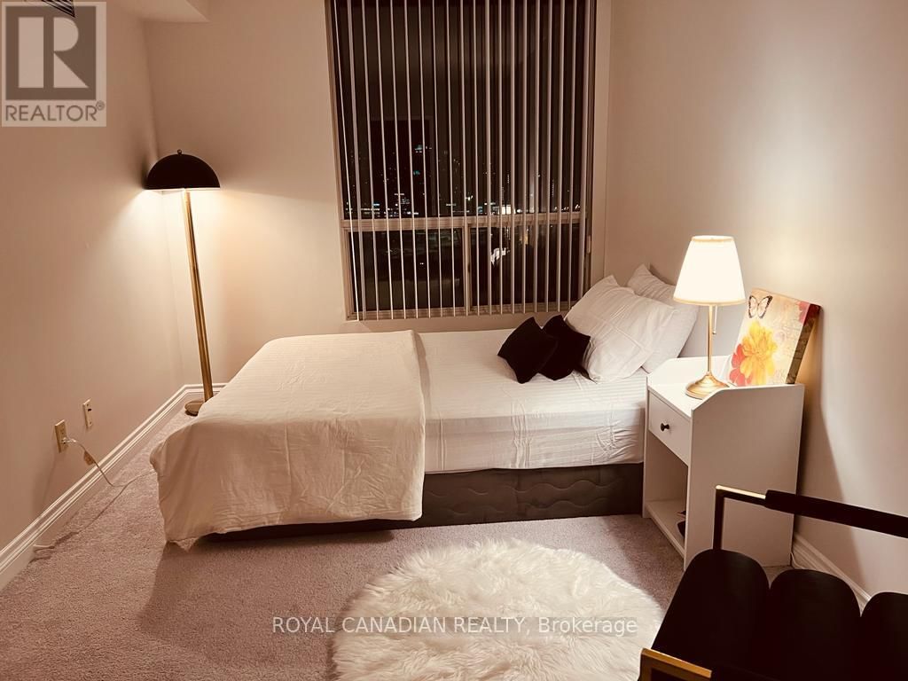 1705 - 4460 TUCANA COURT Image 16