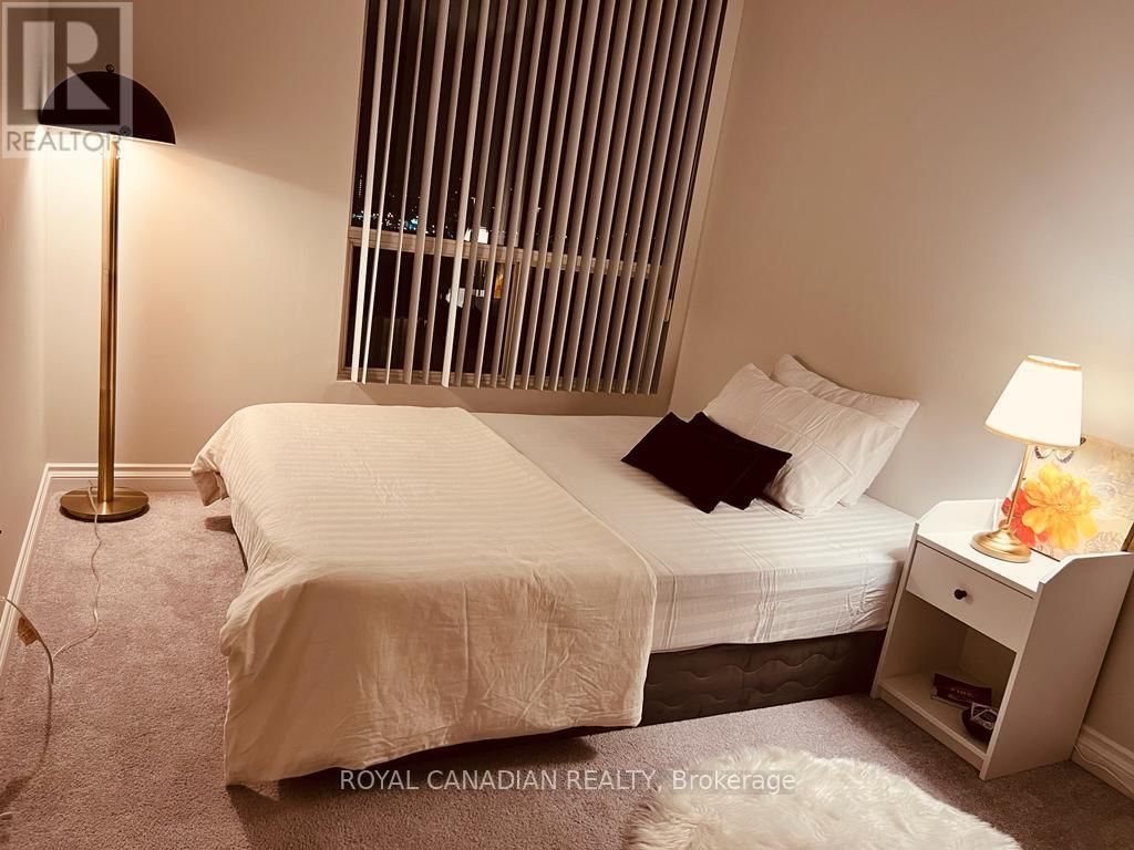 1705 - 4460 TUCANA COURT Image 18