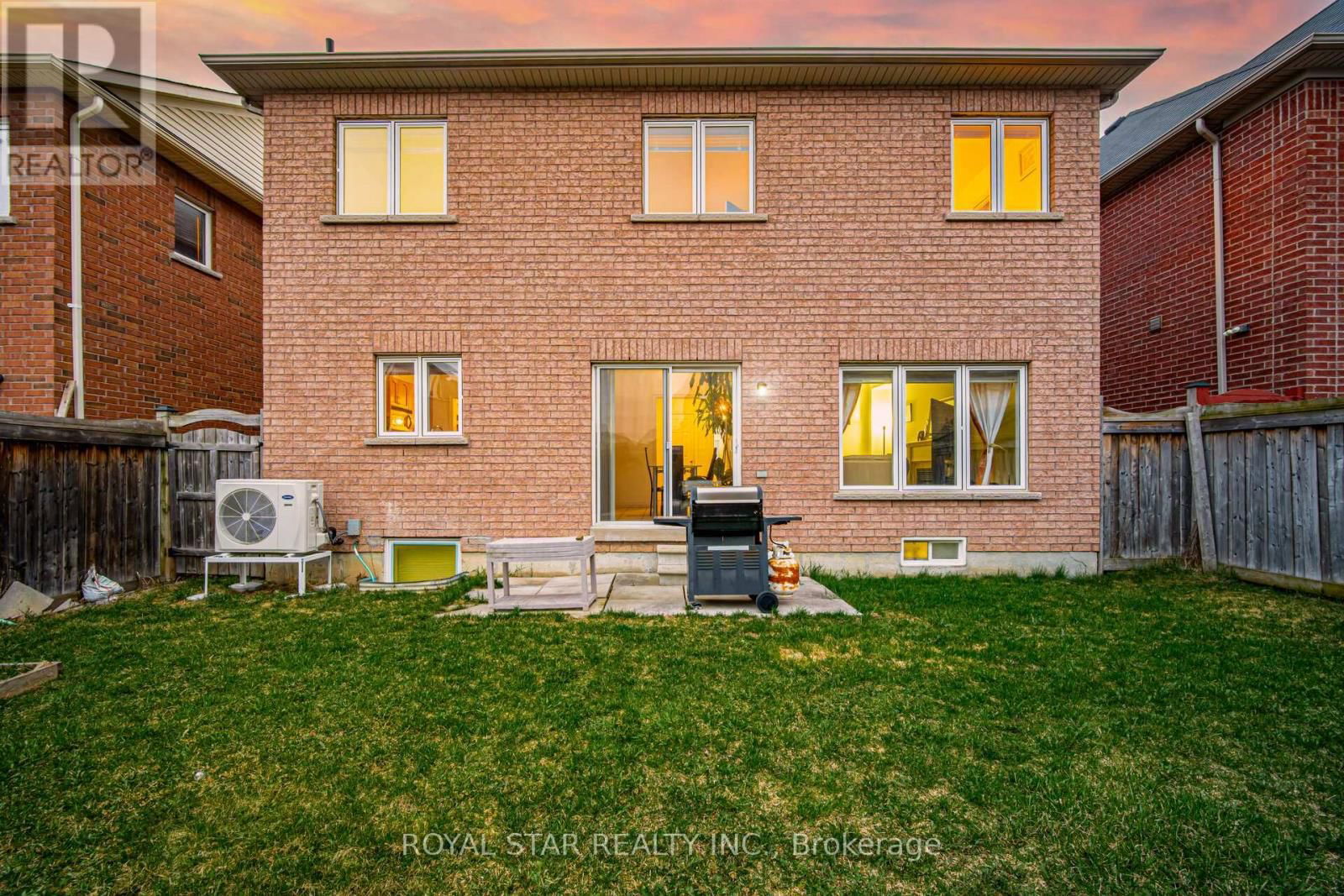 21 BAYLAWN CIRCLE Image 48