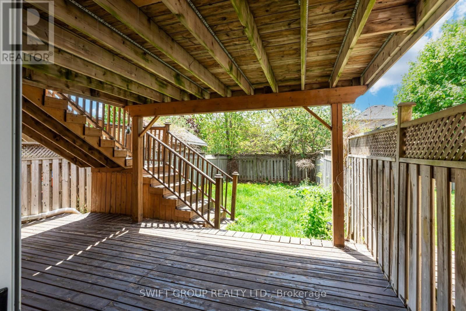 2569 GILL CRESCENT Image 29