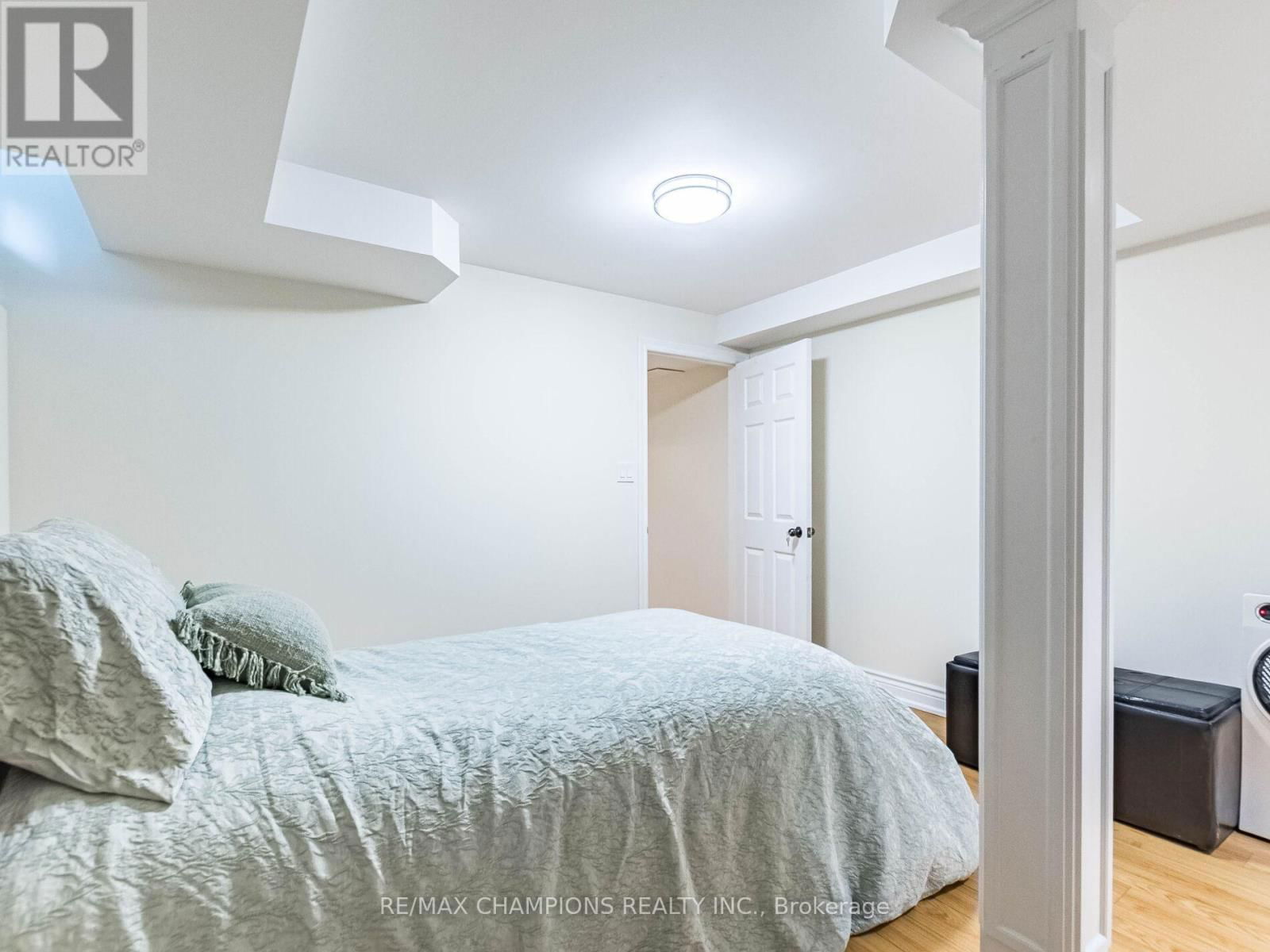 5508 BELLAGGIO CRESCENT Image 34