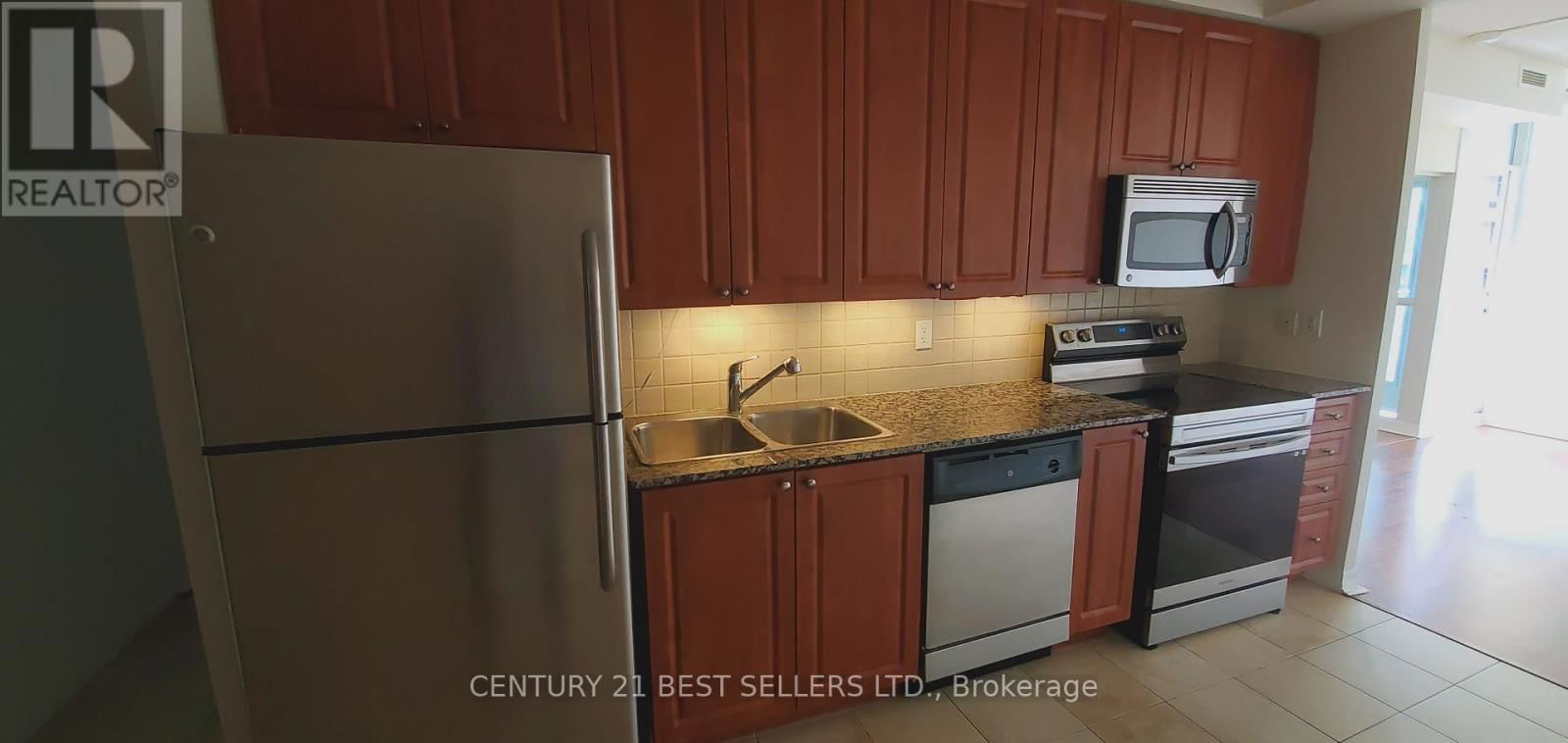 801 - 225 WEBB DRIVE Image 5